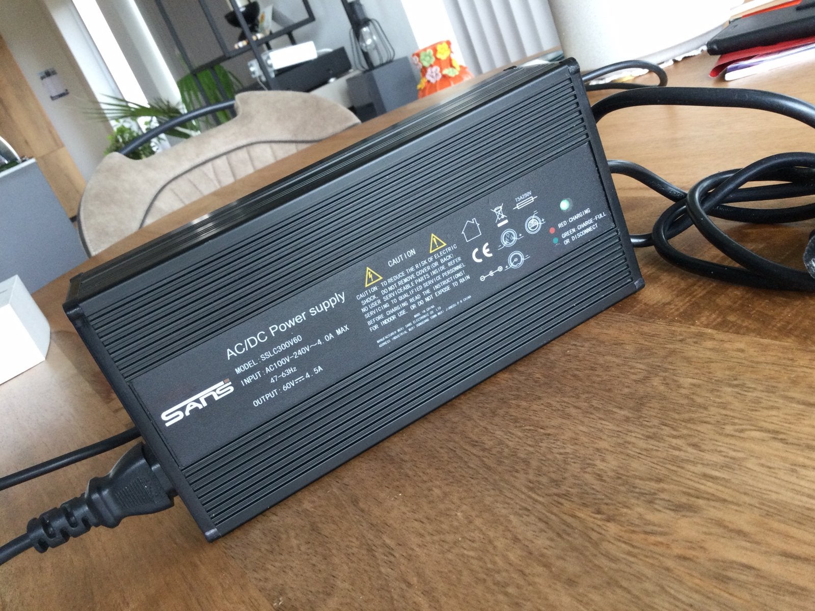 Lader voor scooter, Ophalen of Verzenden, Zo goed als nieuw, Overige typen, Overige merken