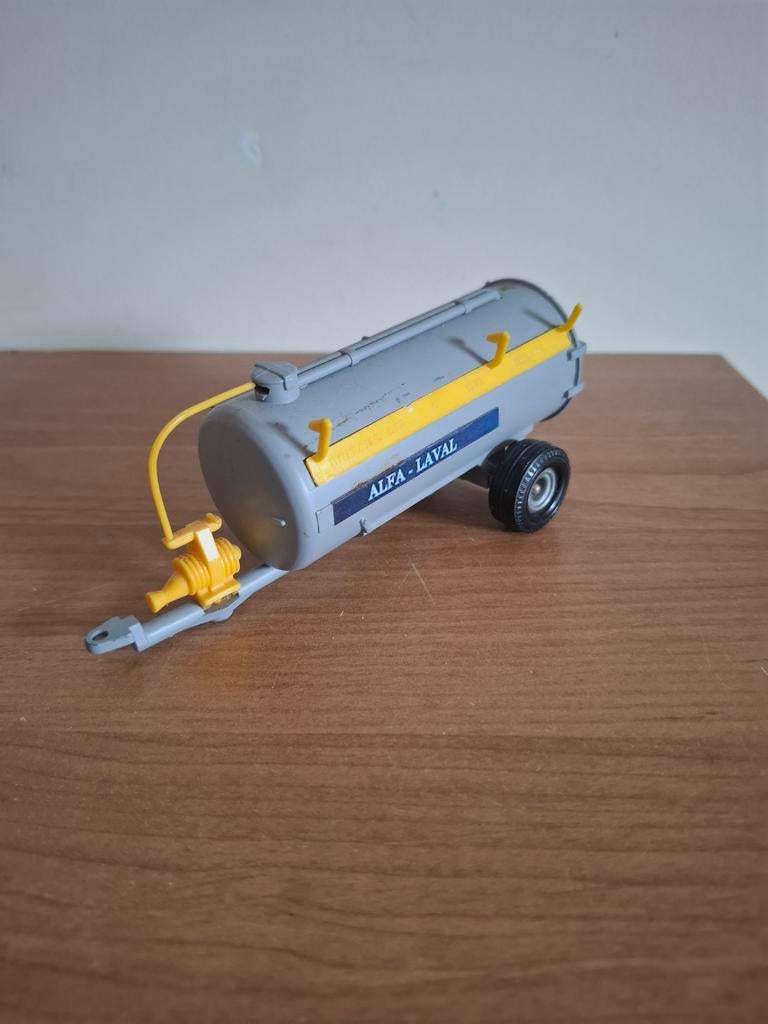 Britains Alfa Laval giertank, Ophalen of Verzenden, Gebruikt, Tractor of Landbouw, Britains