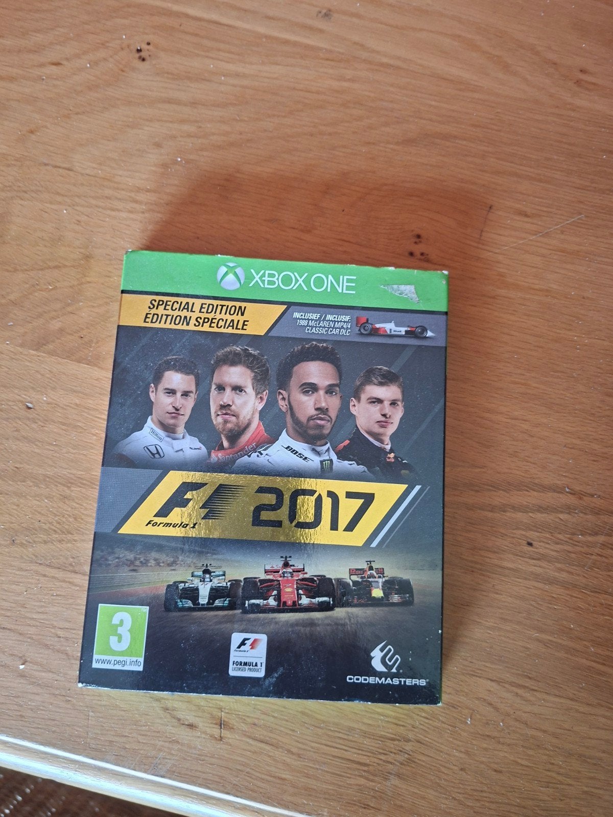 F1 2017 Special Edition Xbox One racegame, Spelcomputers en Games, Online, Gebruikt, 1 speler, Racen en Vliegen