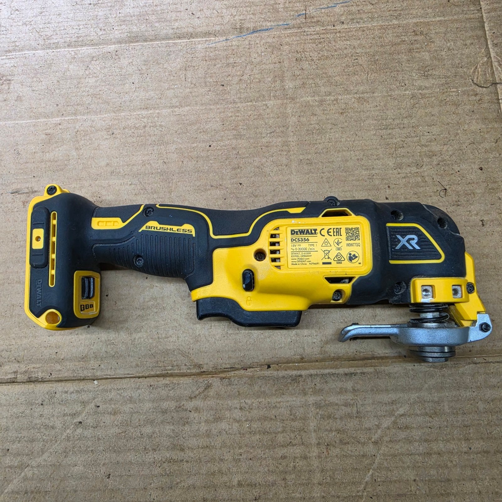 Foto 3 van Dewalt Multi-tool DCS356