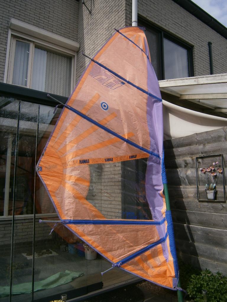 Surfzeil, mast en giek, Watersport en Boten, Ophalen, Minder dan 15 m², Overige typen, Zo goed als nieuw