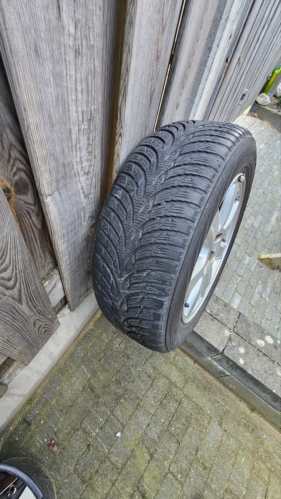 Volvo 16 inch velgen met winterbanden 205/60R16 96H XL, Ophalen, Gebruikt, 16 inch, Banden en Velgen