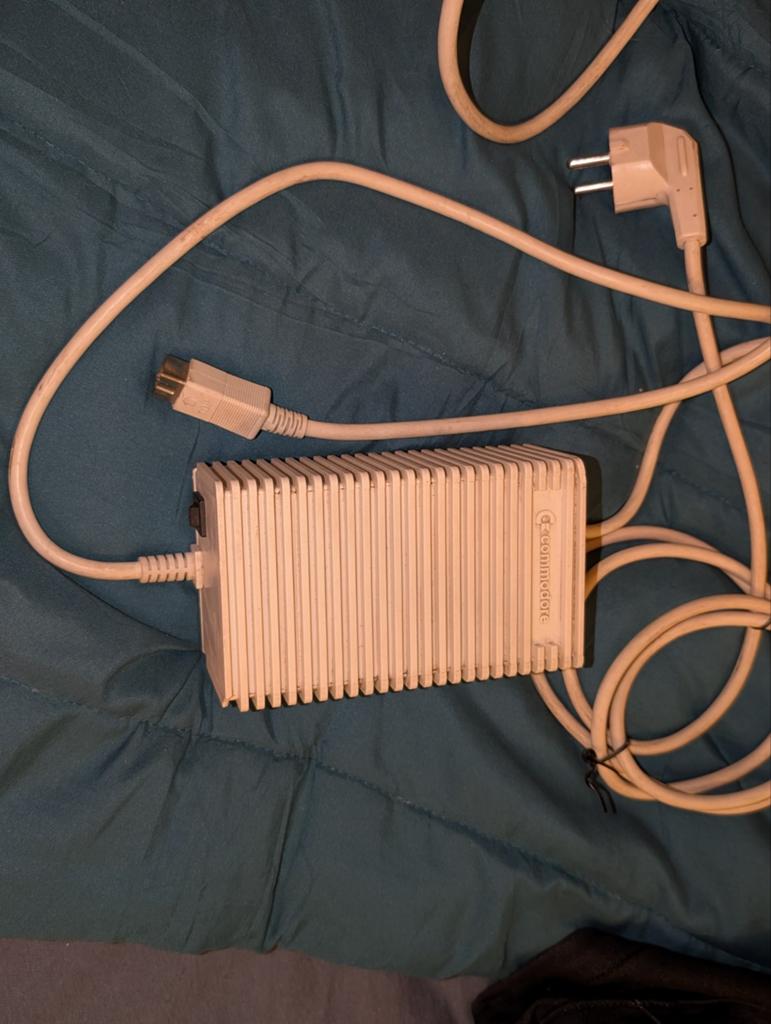 Commodore Amiga Voeding - Origineel en Functioneel, Computers en Software, Pc- en Netwerkkabels, Gebruikt, Ophalen of Verzenden
