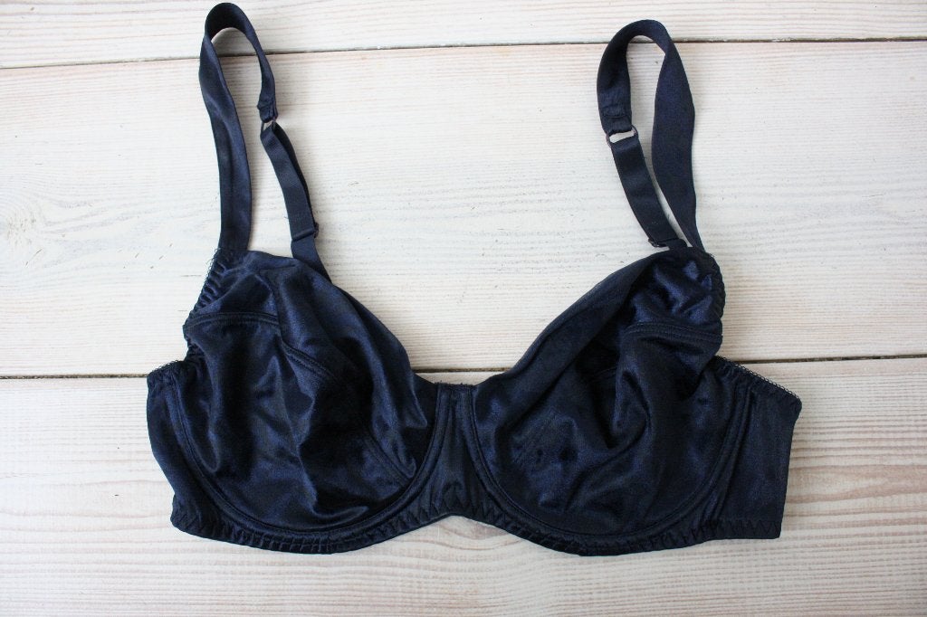Donkerblauwe satijnen BH 75D & string maat M van Hunkemoller, Hunkemöller, Verzenden, Blauw, Setje