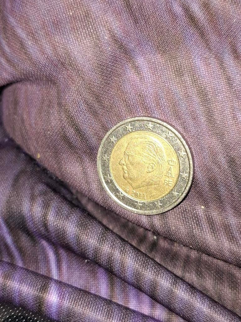 2 Euro munt België 2011 Koning Albert II, Postzegels en Munten, Munten | Europa | Euromunten, Ophalen of Verzenden, België, 2 euro