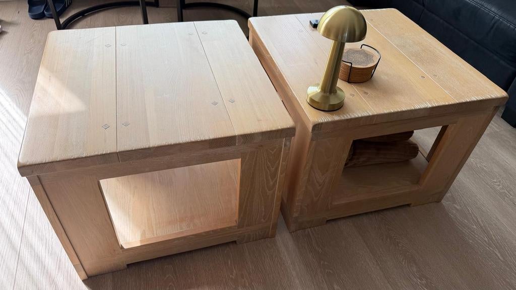 1 bijzettafeltje Cadro Henders & Hazel massief olmenhout, Huis en Inrichting, Ophalen, Minder dan 45 cm, Gebruikt, Vierkant