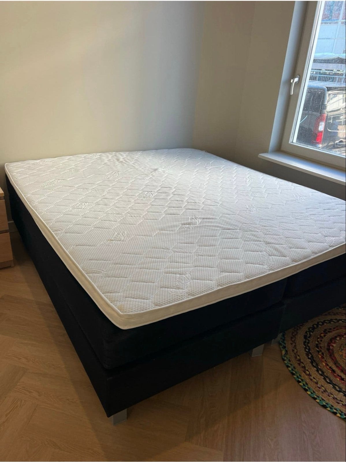 Tweepersoons boxspring met matras en topper, Ophalen, Zwart, Tweepersoons, Zo goed als nieuw
