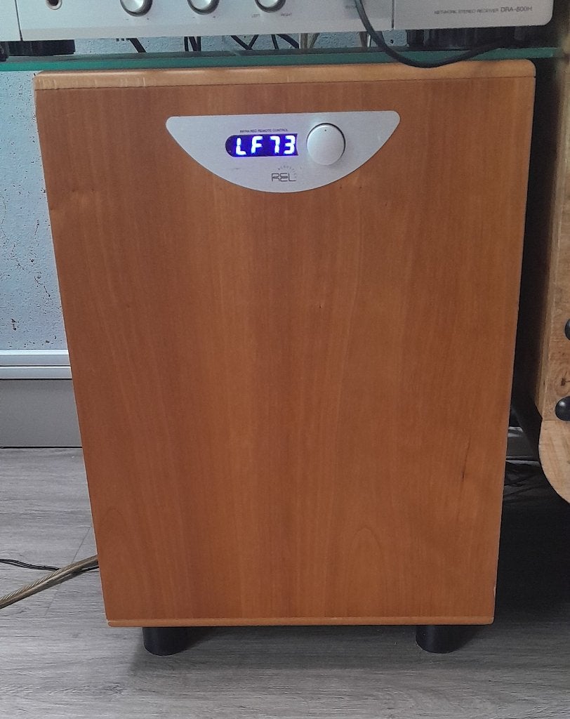 REL Strata 5 subwoofer met afstandbediening, Zo goed als nieuw, Afstandsbediening, Ophalen, Overige merken