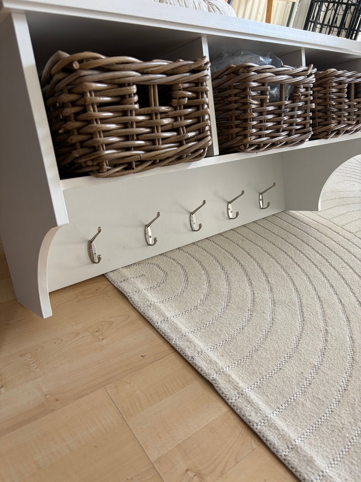 Witte wandkapstok met opbergvakken en mandjes, Huis en Inrichting, Woonaccessoires | Kapstokken, Gebruikt, Minder dan 100 cm, Hout