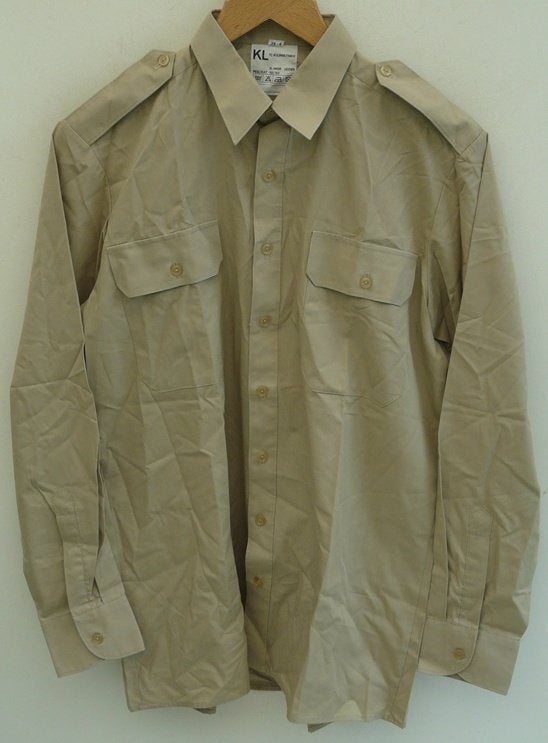 Hemd, Uniform DT63, lange mouw, maat: 39-4, KL, 1980s.(Nr.1), Ophalen of Verzenden, Landmacht, Nederland, Kleding of Schoenen