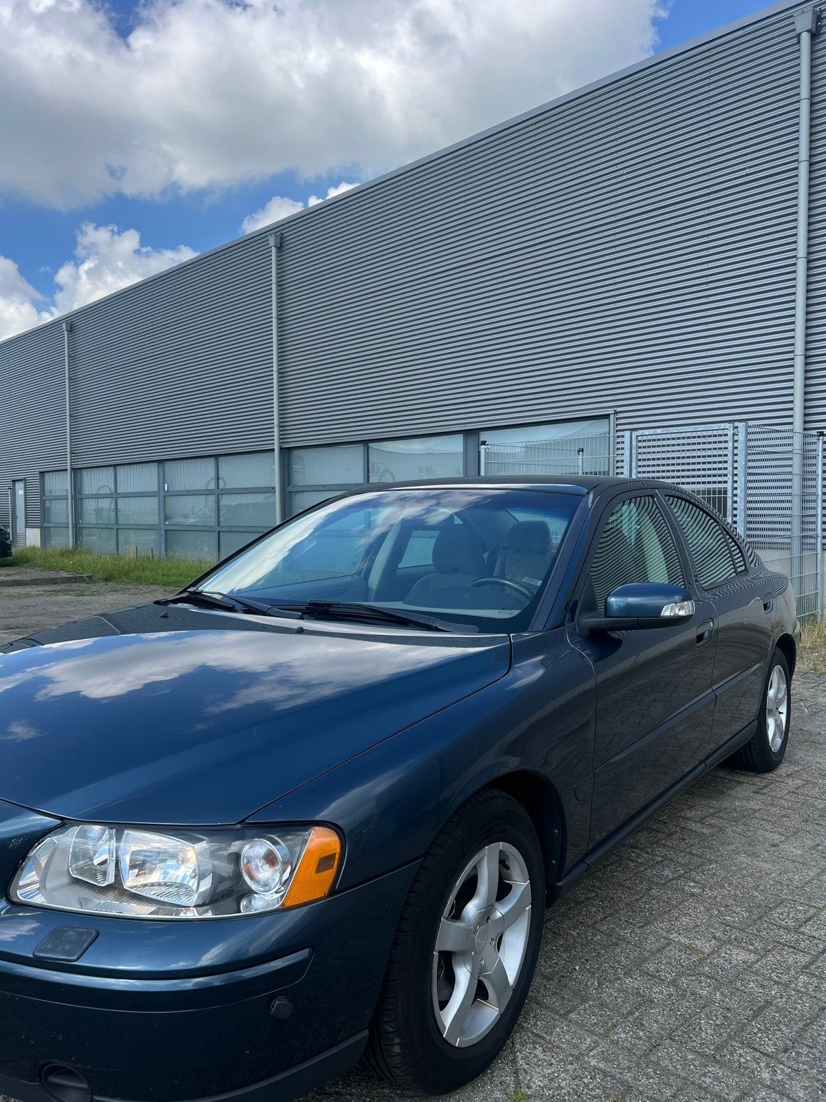Volvo s60 2.4 benzine, 270k km, latvian license plate, Auto's, Volvo, Particulier, S60, ABS, Adaptive Cruise Control, Airbags