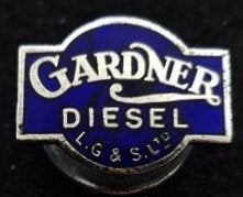 Gardner Diesel- knoopspeld, Ophalen of Verzenden, Nieuw, Transport, Speldje of Pin