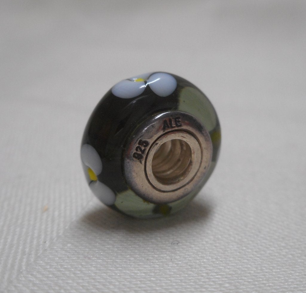 Pandora murano bedel groen met bloemen nr.1045, Sieraden, Tassen en Uiterlijk, Bedels, Pandora, Zo goed als nieuw, 1 bedel, Glas of Kristal