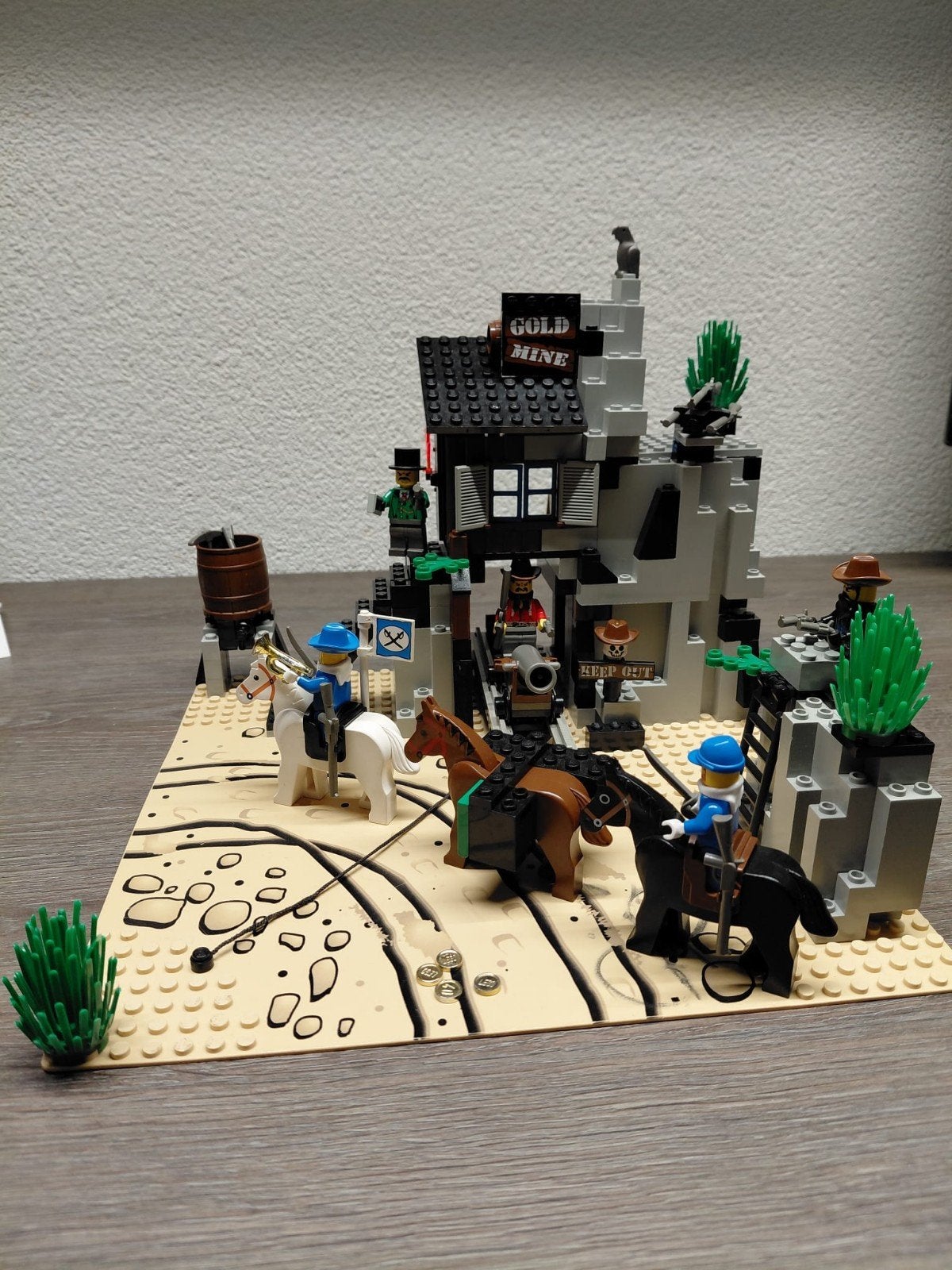Lego Bandit's Secret Hide-Out (compleet en izgst)- 6761, Ophalen of Verzenden, Gebruikt, Compleet, Lego