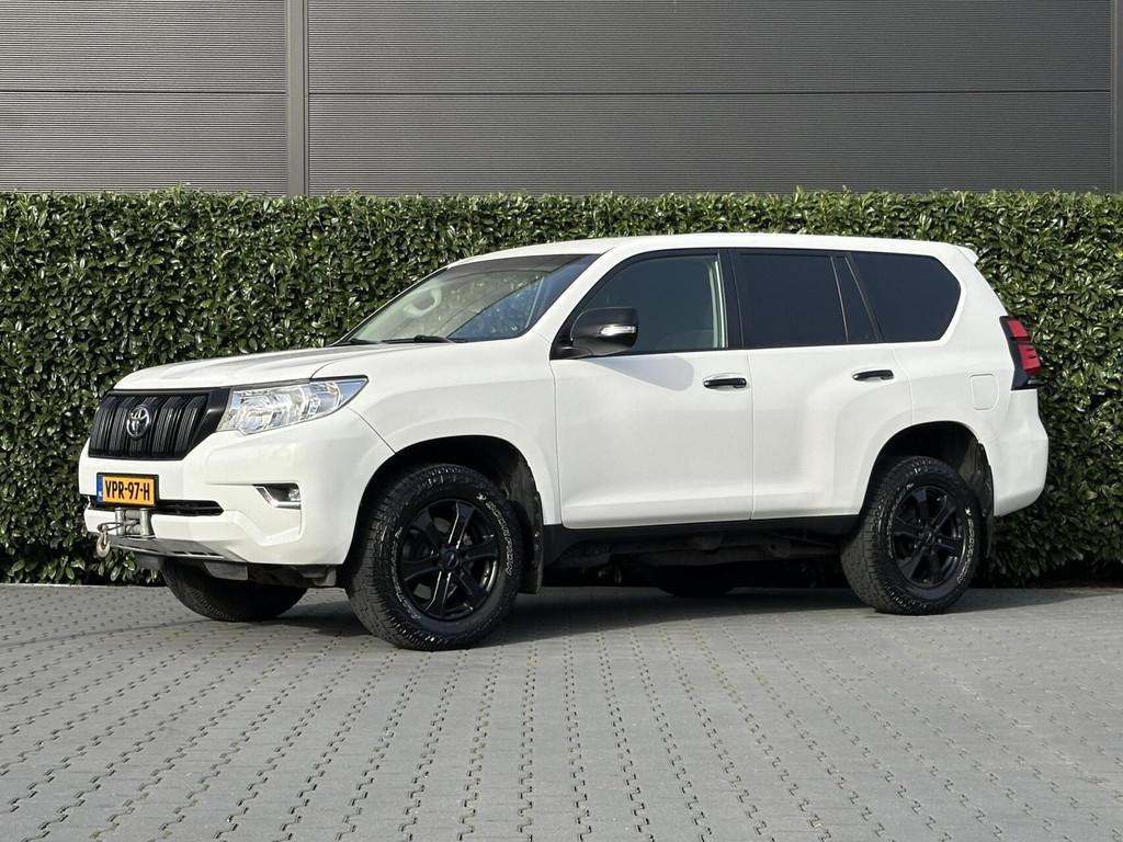 Toyota Land Cruiser 2.8 D-4D-F Comfort High Roof Window Van, Auto's, Bestelauto's, Gebruikt, Euro 6, 4 cilinders, 3000 kg