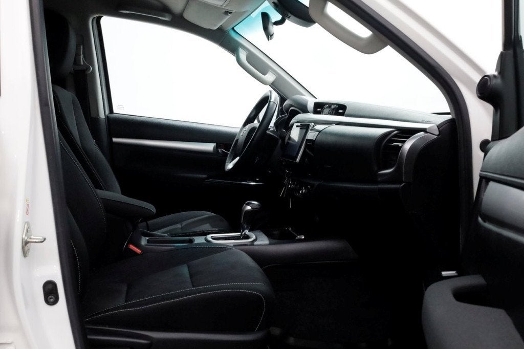 Toyota Hilux 2.4 D-4D-F 150pk E6 4WD 4x4 Double Cab Automaat, Auto's, Toyota, Automaat, Gebruikt, Euro 6, 4 cilinders