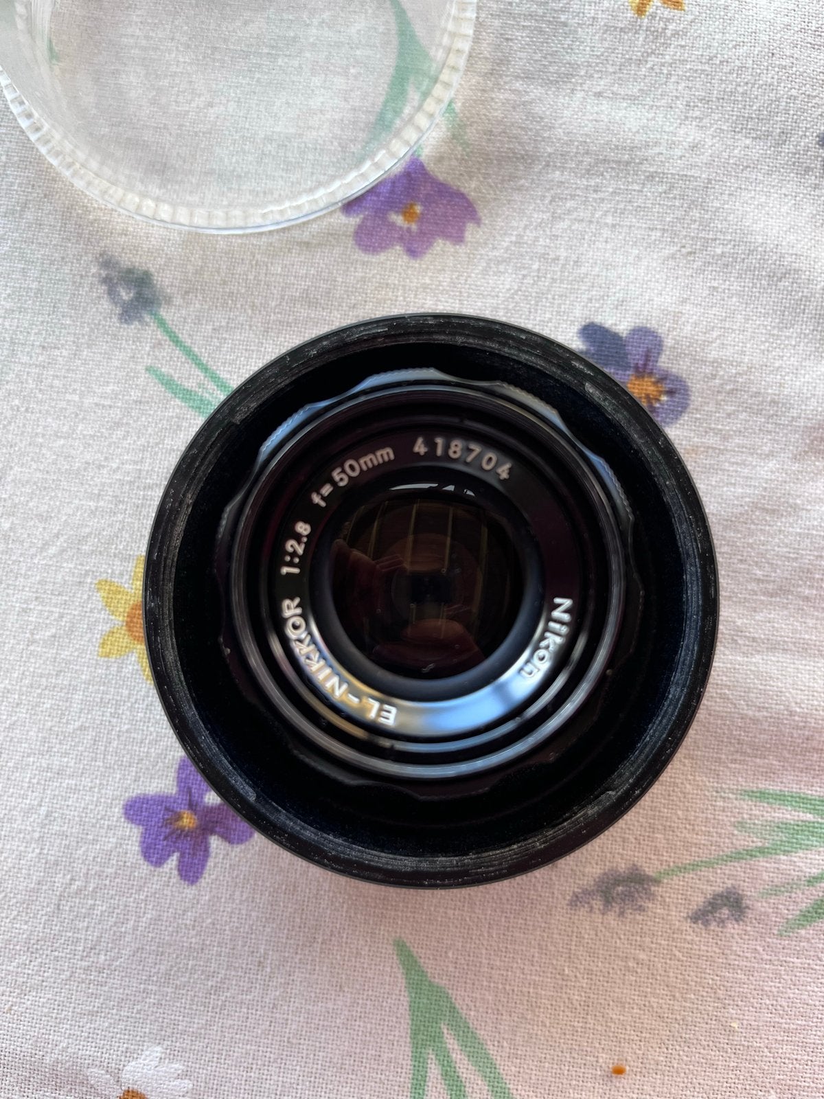 Nikon EL-Nikkor 50mm f/2.8 lens - Zo goed als nieuw, Nikon, Ophalen of Verzenden, Standaardlens, Lensdoppen