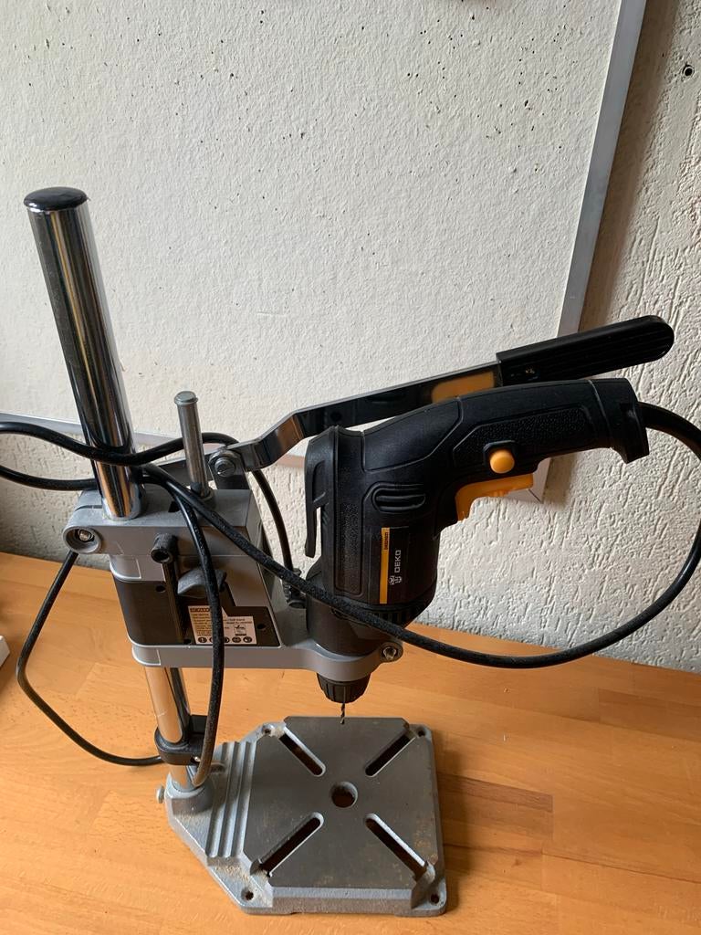 Simpele kolomboor met boormachine, Ophalen, Gebruikt, Minder dan 400 watt, Kolomboormachine