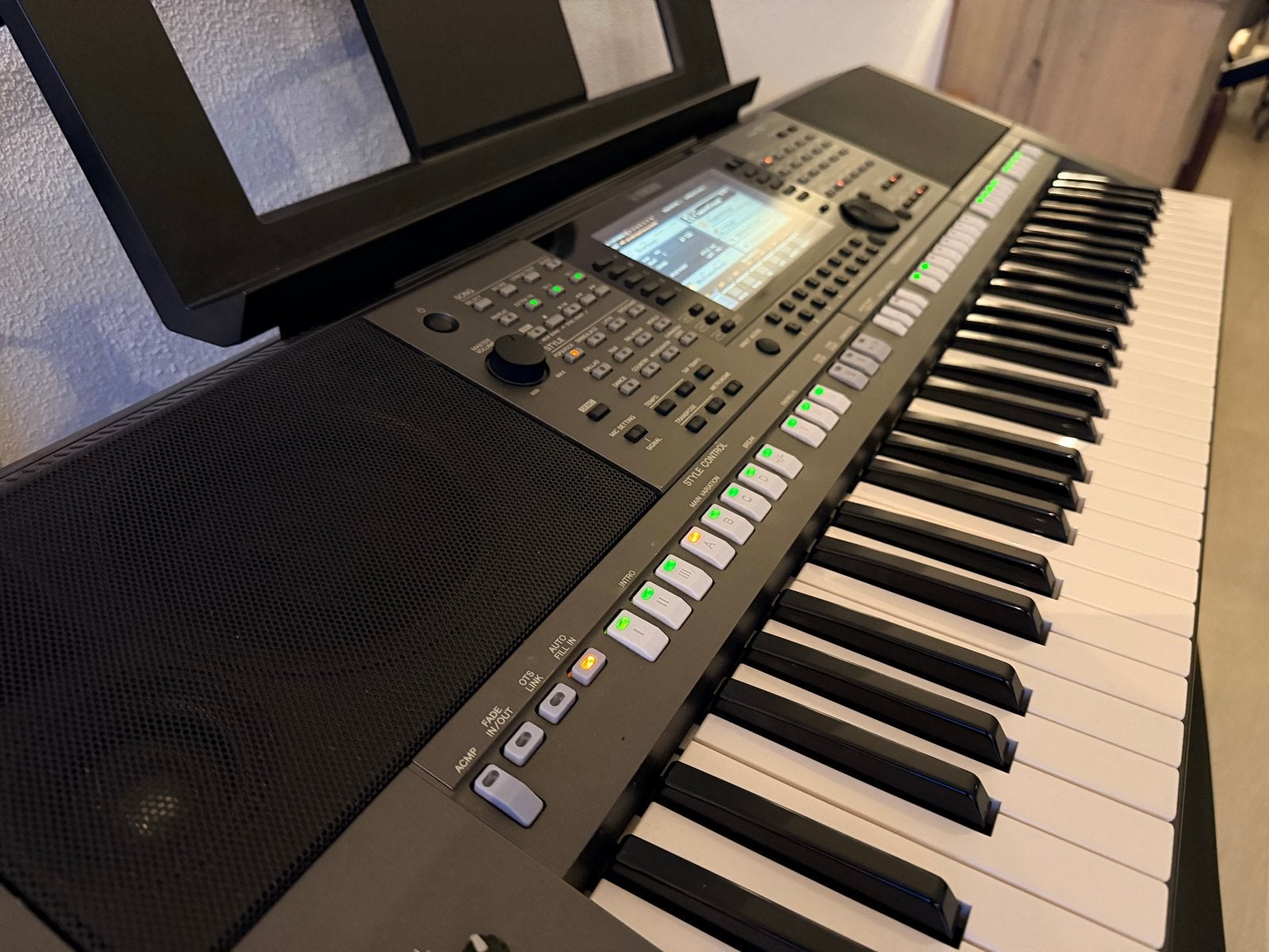 Yamaha PSR-S770 Digitaal Keyboard - in nieuwstaat, Ophalen, Yamaha, Aanslaggevoelig, 61 toetsen