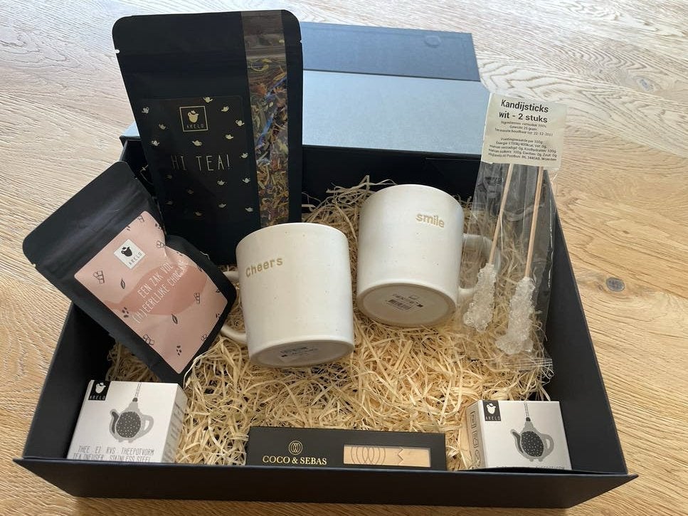 High Tea Cadeauset! Nieuwprijs 32,00 euro, Ophalen, Meerkleurig, Overige stijlen, Nieuw