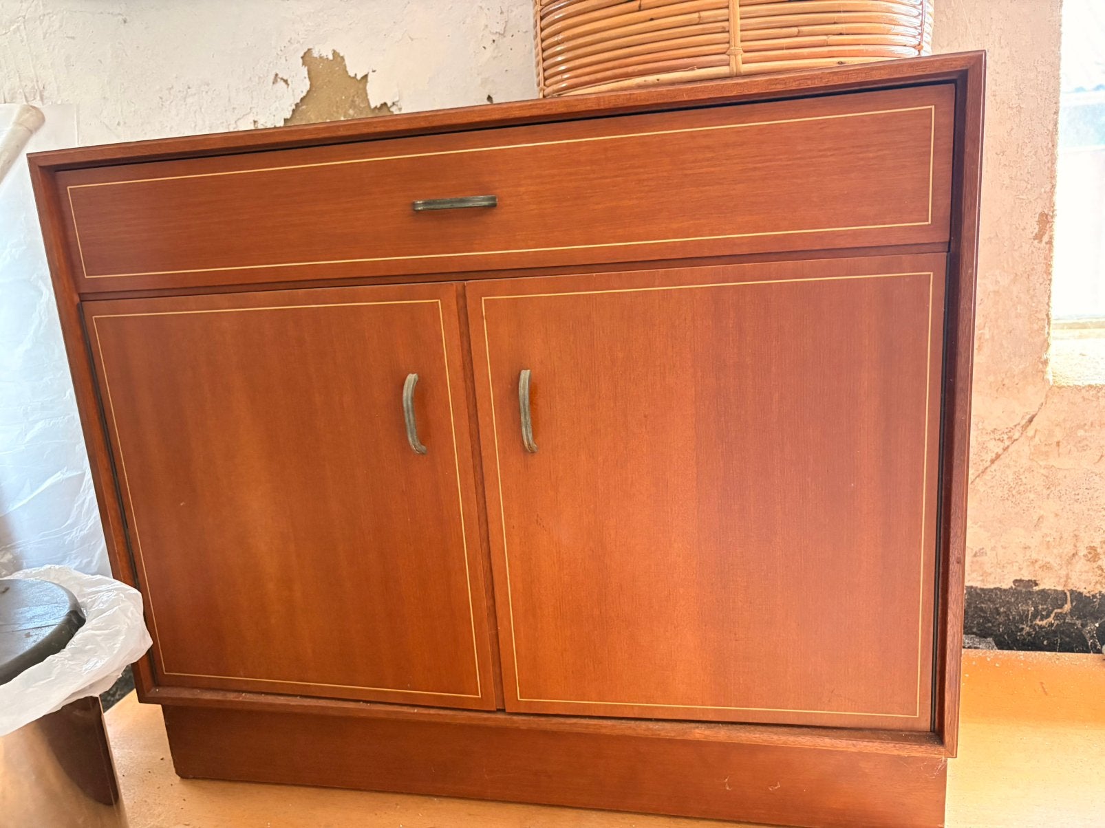 Jaren 50 - 60 design kast dressoir kempkens?, Ophalen, Zo goed als nieuw, 25 tot 50 cm