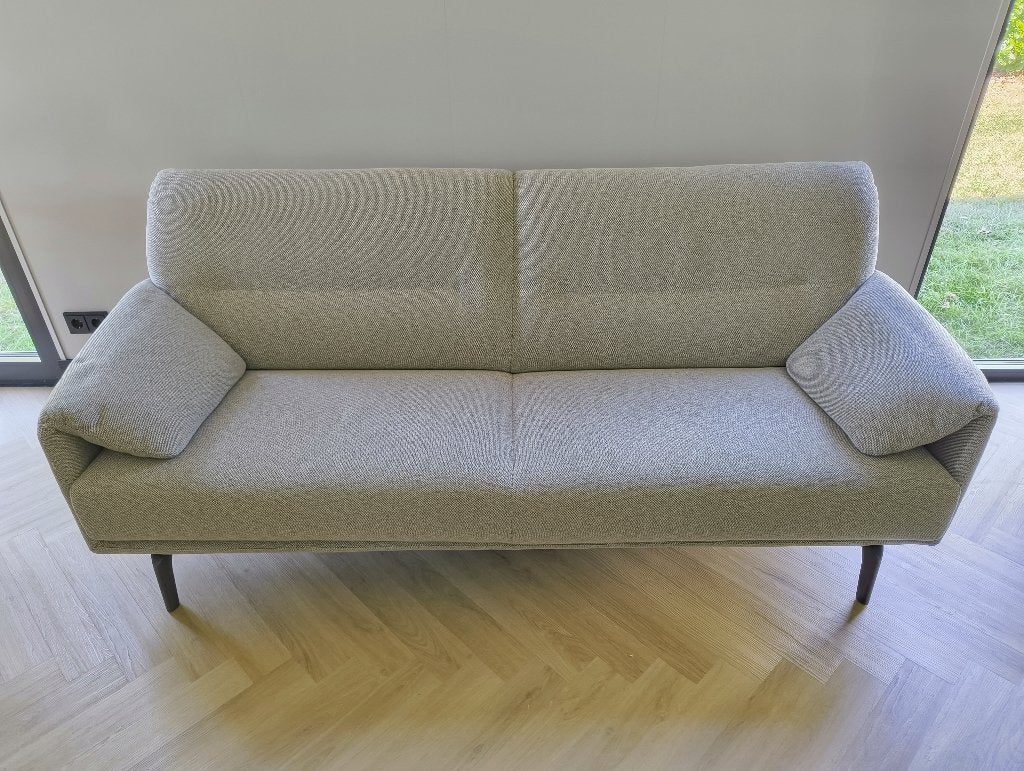 Leolux Bora Balanza 3-zits designbank – lichtgrijs, Huis en Inrichting, Banken | Bankstellen, Ophalen, Driepersoons, 75 tot 100 cm