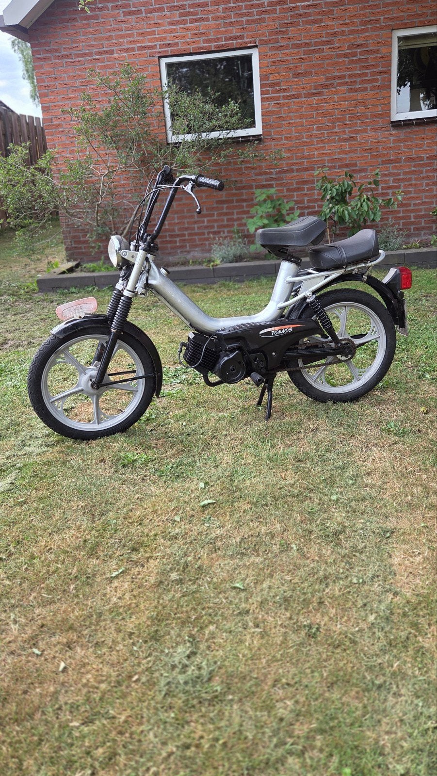goedlopende Tomos, Ophalen, Maximaal 45 km/u, 49 cc, Tomos