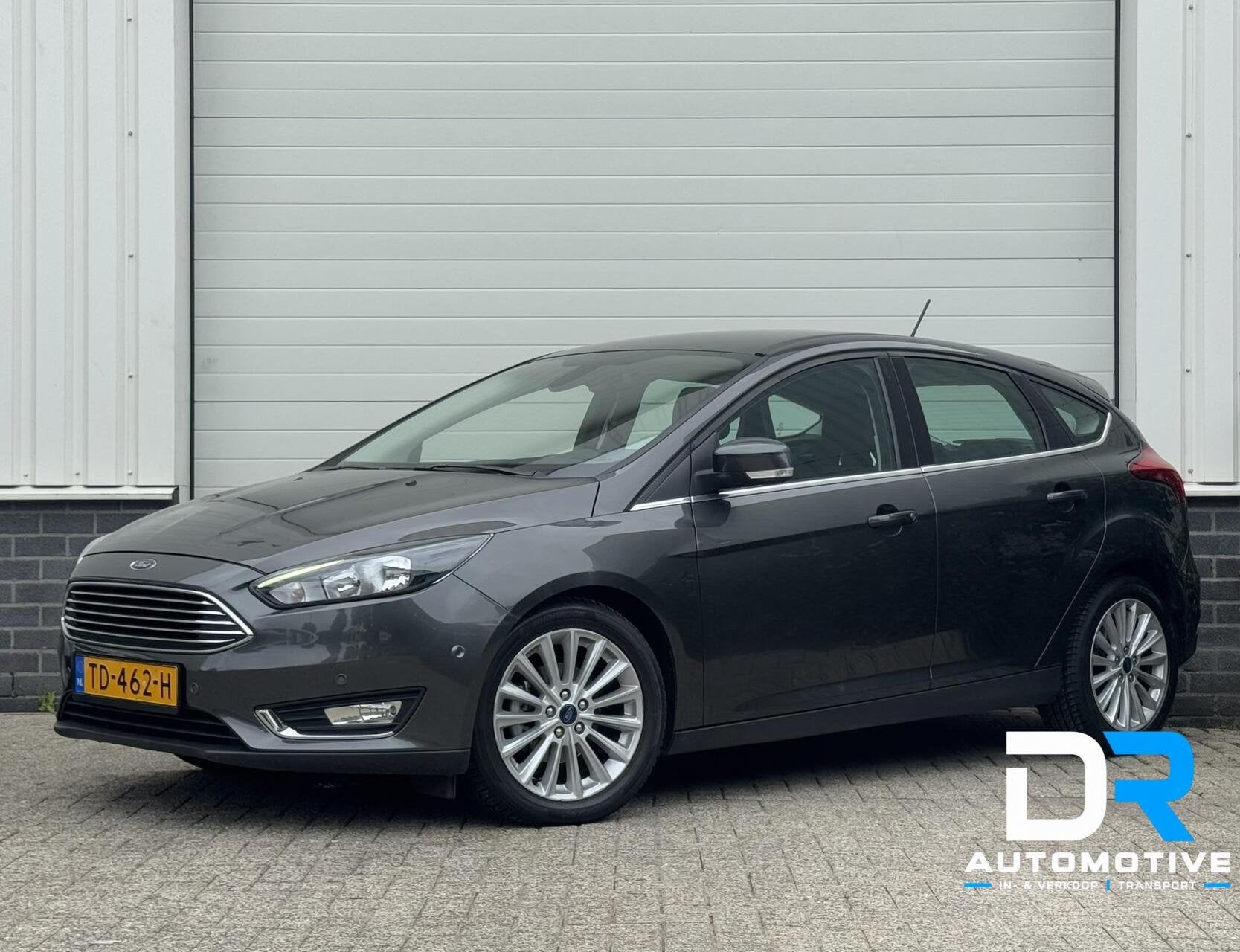 Ford Focus 1.0 EcoBoost Titanium | 1e EIGENAAR | DEALER OH |, Dealer onderhouden, Gebruikt, Automatische klimaatregeling, Origineel Nederlands