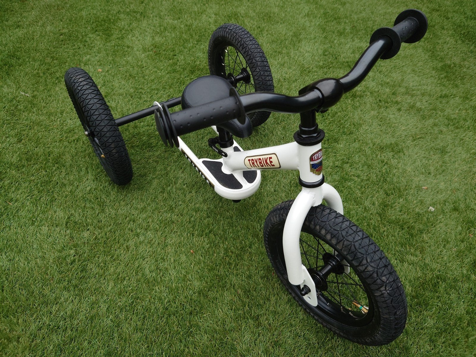Nieuwe stoere witte Trybike driewieler loopfiets, Ophalen, Nieuw, Loopfiets