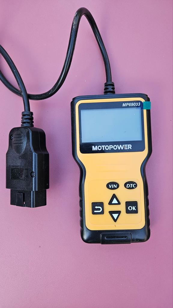 MOTOPOWER MP69033 OBD2 Scanner Foutcodelezer, Auto diversen, Autogereedschap, Ophalen of Verzenden, Zo goed als nieuw