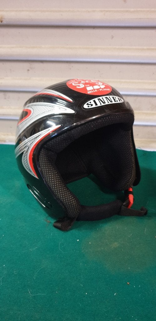 skihelm sinner, Ophalen of Verzenden, 'T Olde Gre-j, Info@toldegrej.nl, Endepoelstraat 20f Didam