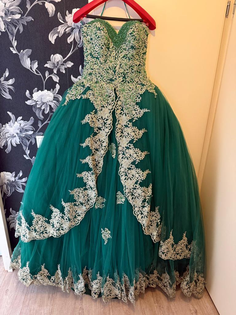 Henna jurk met gouden borduurwerk, Kleding | Dames, Cocktailjurk, Zo goed als nieuw, Groen, Ophalen