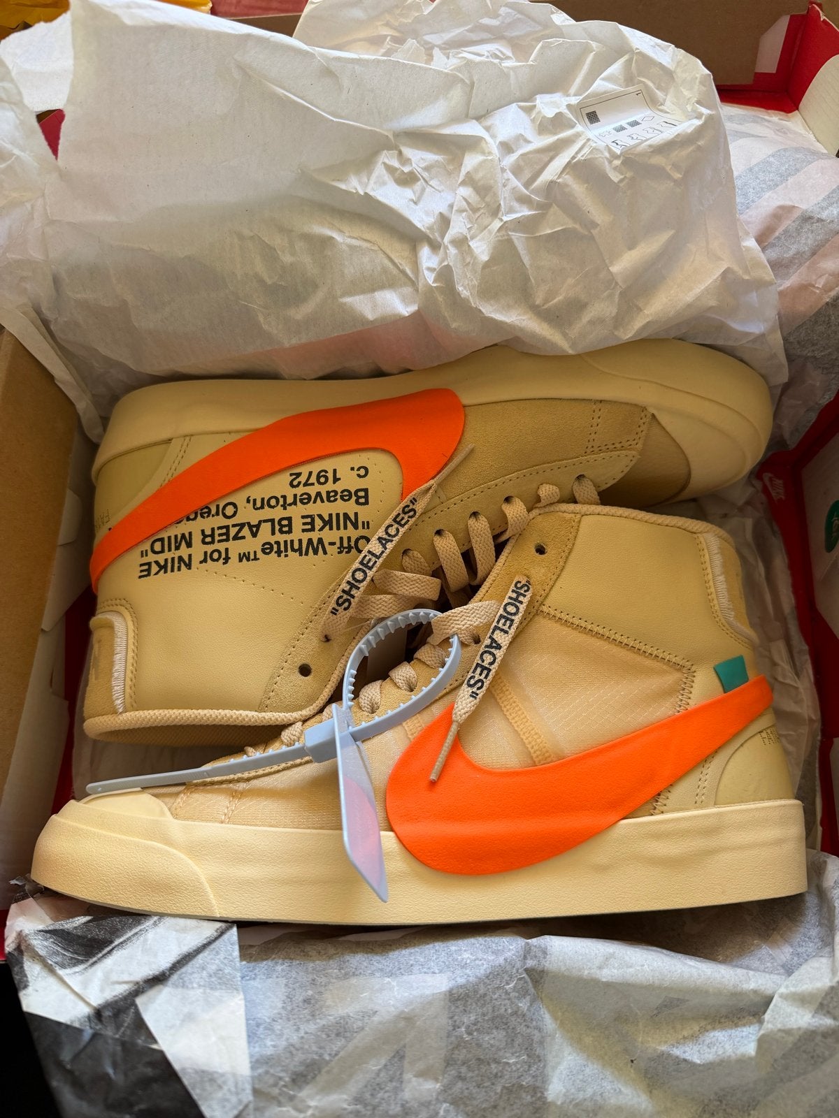 Off-White x Nike Blazer Mid 'All Hallow's Eve' Sneakers, Ophalen, Nieuw, Overige kleuren, Sneakers of Gympen