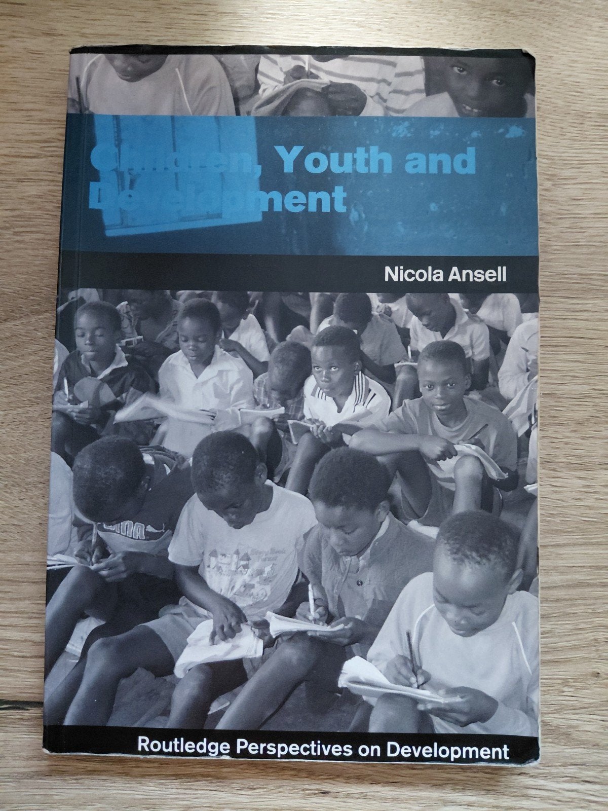 Book: Children, Youth and Development - Nicola Ansell, Boeken, Gelezen, Ophalen of Verzenden, WO, Gamma
