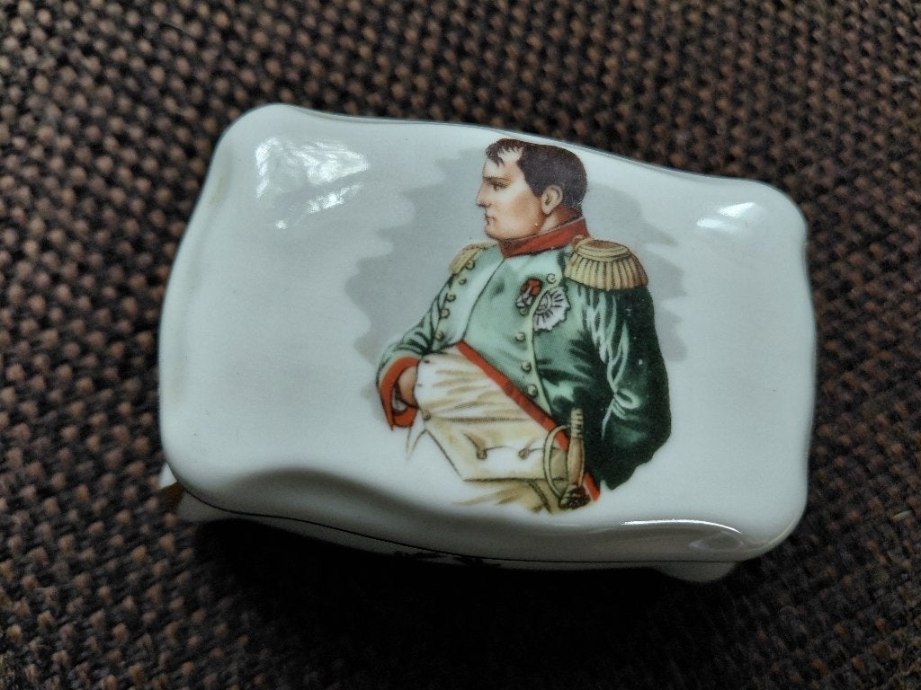 Antiek porseleinen doosje met afbeelding van napoleon, Antiek en Kunst, Ophalen of Verzenden