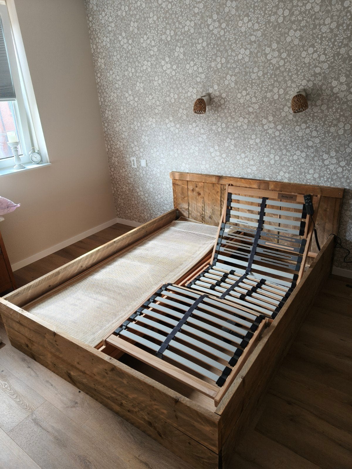 Tweepersoons steigerhouten bed., Ophalen, Gebruikt, Tweepersoons, 160 cm