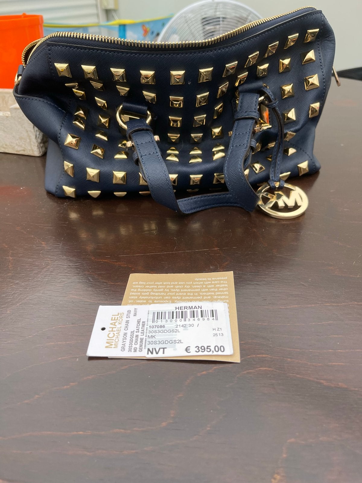 Michael Kors Handtas met Studs - Zo goed als nieuw, Ophalen of Verzenden, Zo goed als nieuw, Zwart, Handtas