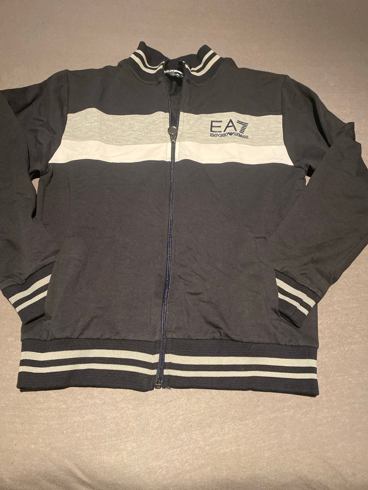 Origineel EA7 Emporio Armani vest - Maat 12 jaar, Ophalen of Verzenden, Gebruikt, Jongen of Meisje
