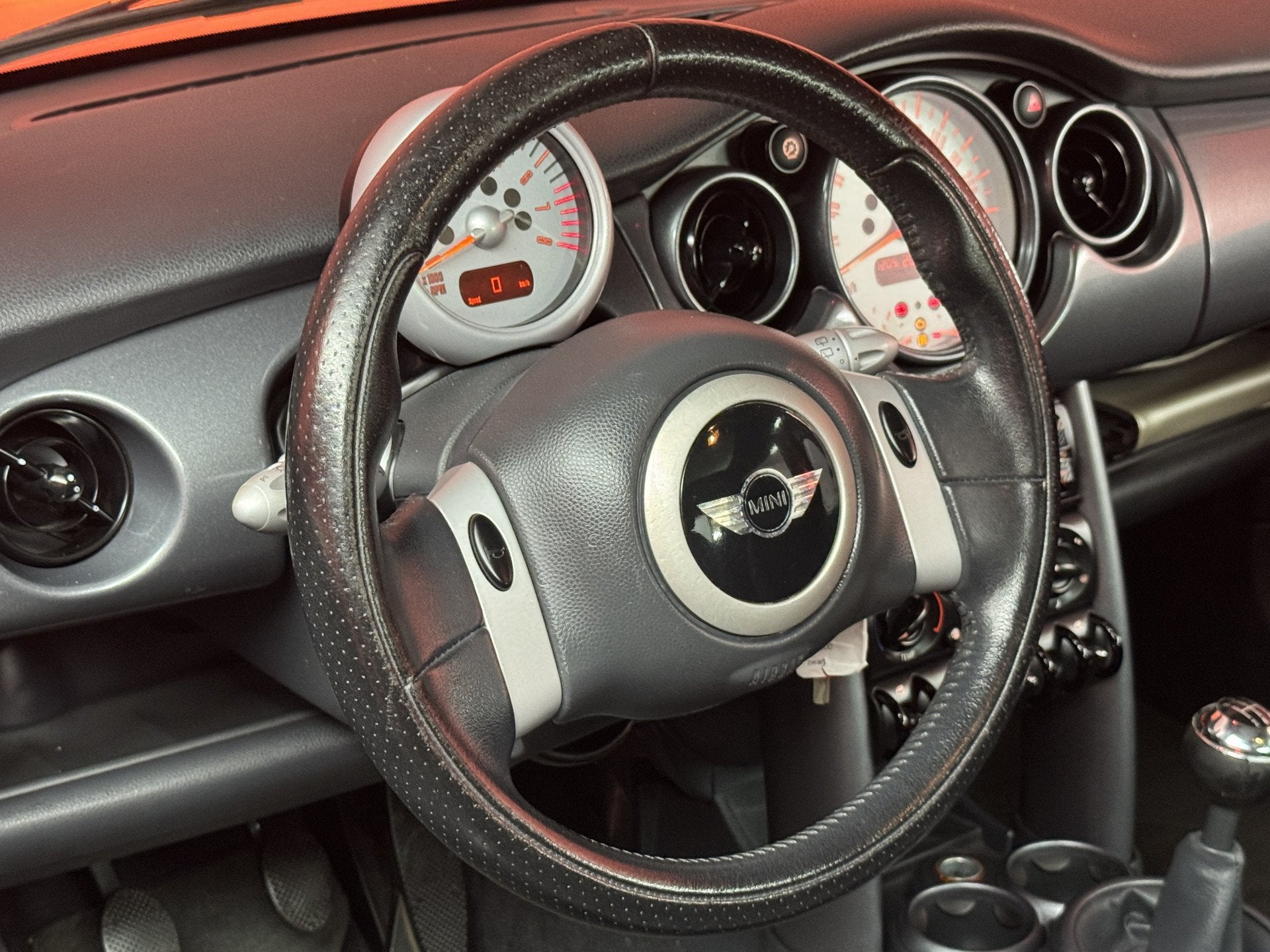 MINI 3-deurs 1.6 One Salt | Airco | 2 Sleutels (bj 2004), Auto's, Mini, 15 km/l, Gebruikt, Zwart, 4 cilinders