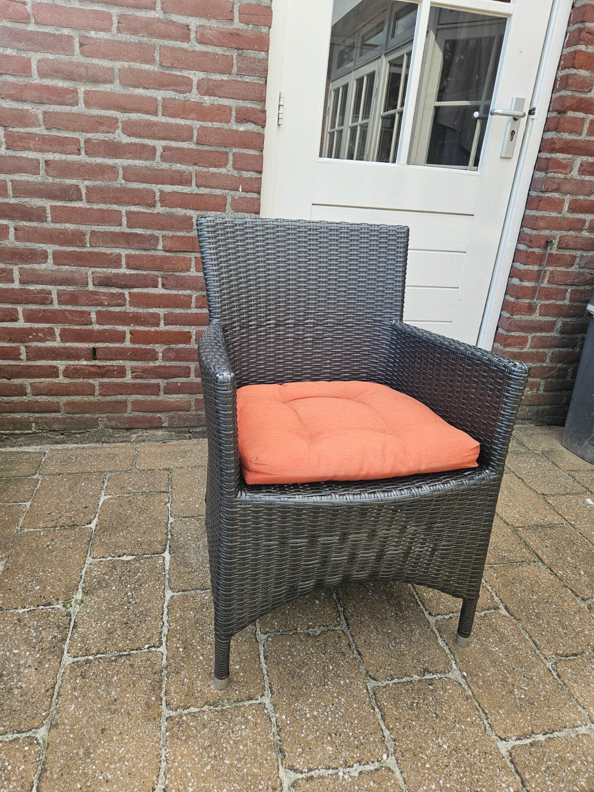 6 Gevlochten Tuinstoelen Grijs/Zwart met Kussens, Ophalen, Zo goed als nieuw, Wicker