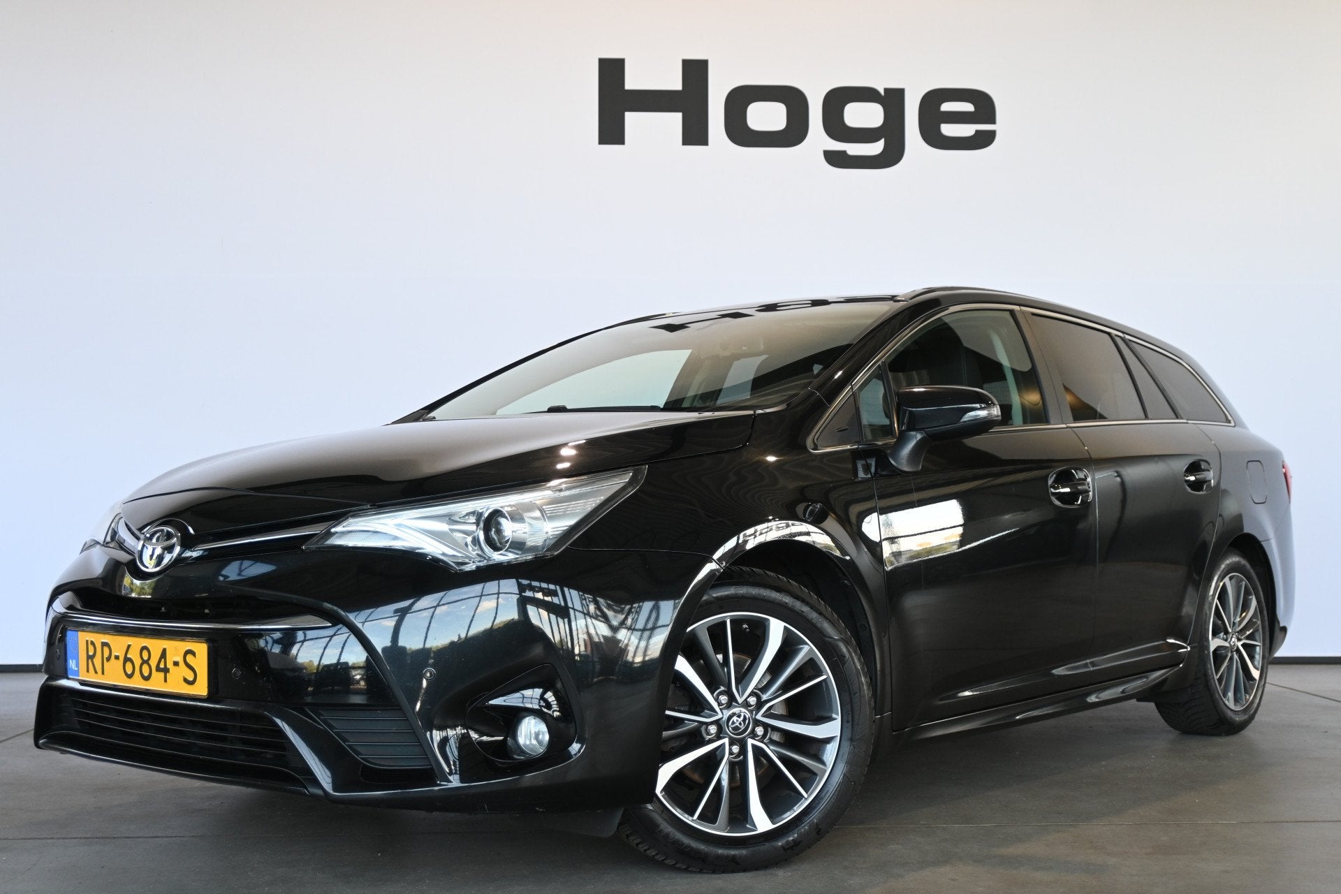 Toyota Avensis Touring Sports 1.8 VVT-i SkyView Limited Clim, Auto's, Stof, 4 cilinders, Met garantie (alle), Zwart