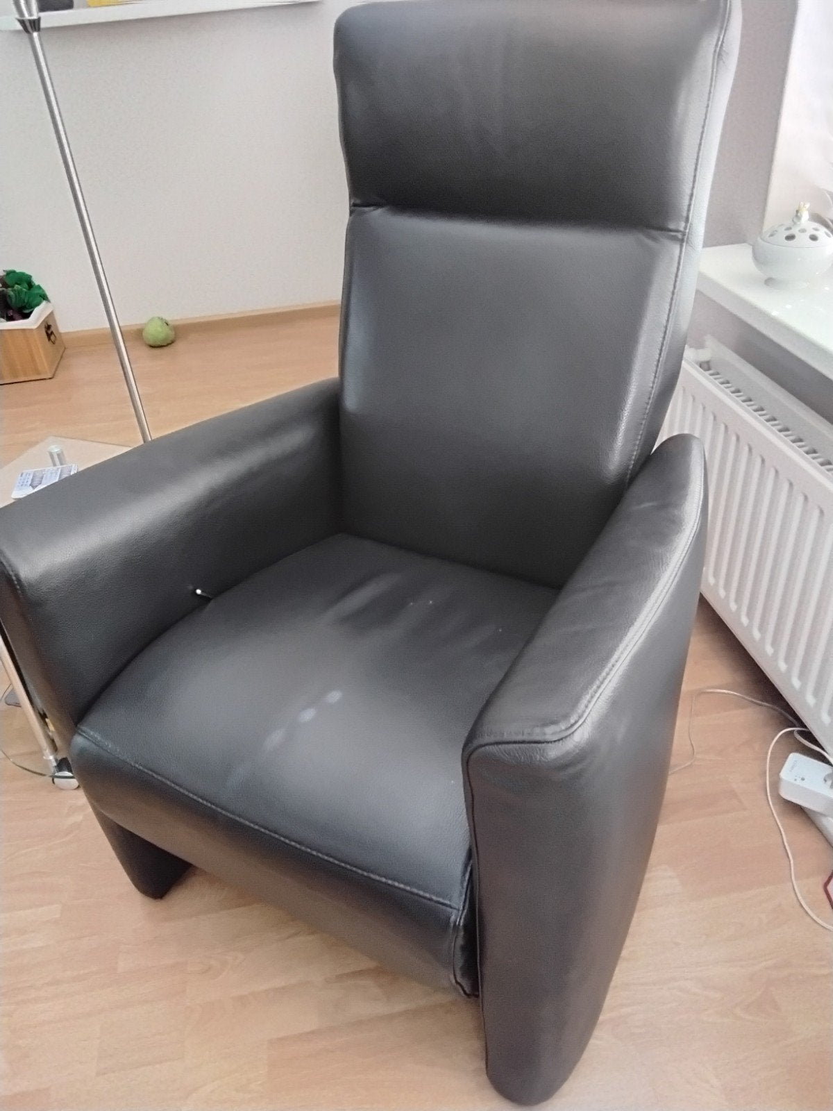 Relaxfauteuil,  verstelbaar, zwart leer, gasvering, Huis en Inrichting, Fauteuils, Ophalen, Gebruikt, Minder dan 75 cm, Leer