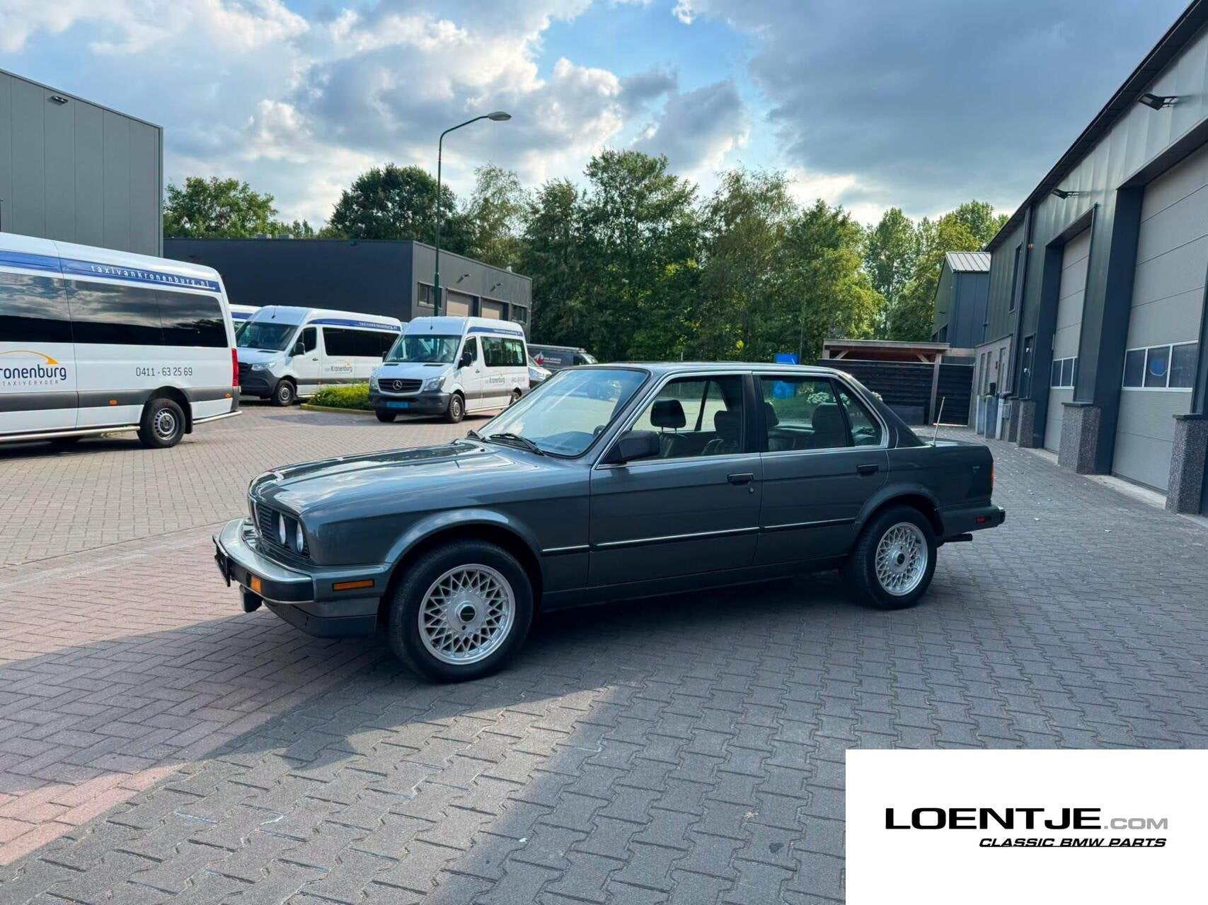 Mooie harde BMW E30 325E met heel veel opties leer airco etc, Achterwielaandrijving, Gebruikt, Zwart, Leder