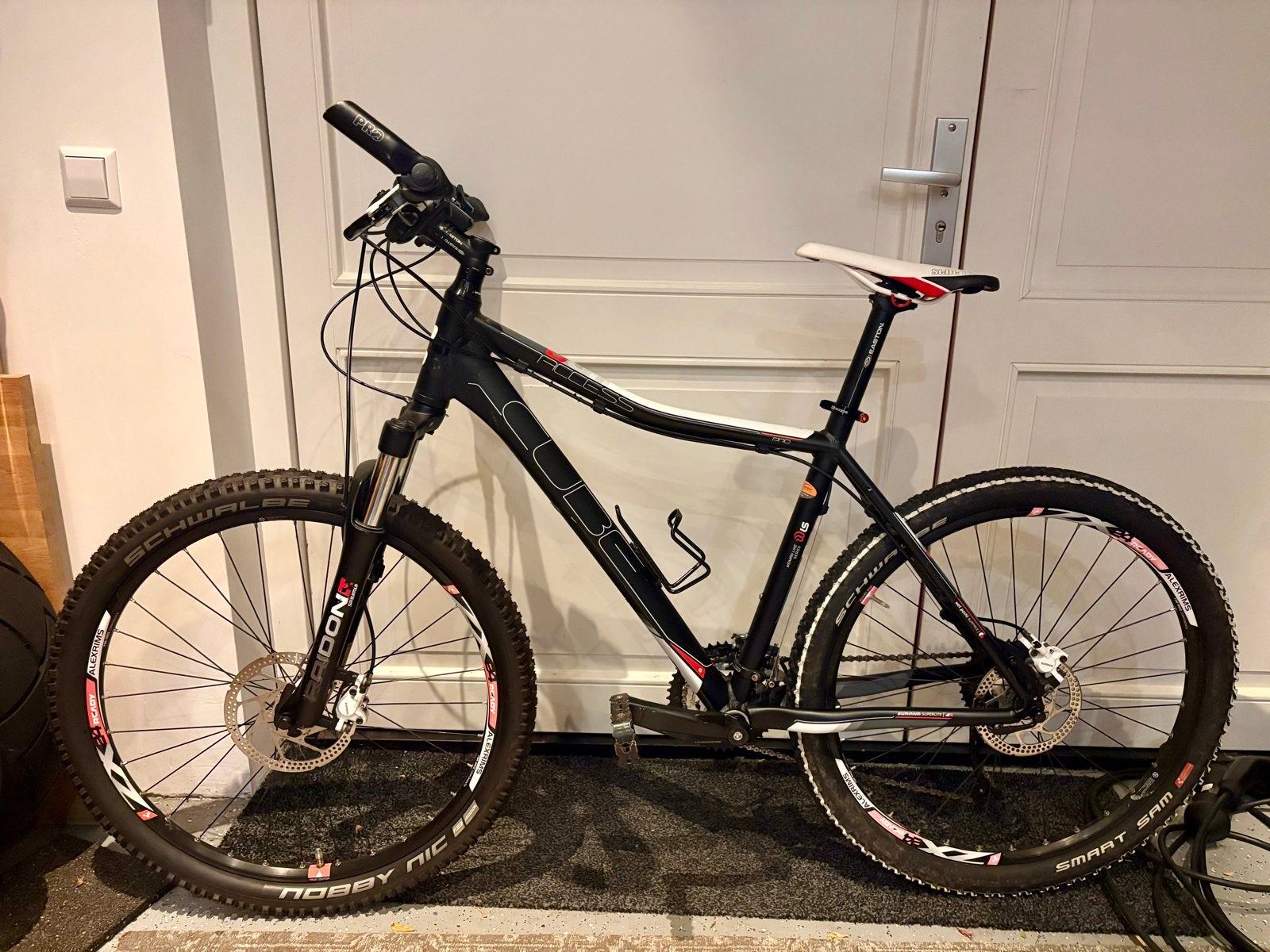 Cube Access WLS Pro Mountainbike, Gebruikt, 26 inch, 47 tot 50 cm, Meer dan 20 versnellingen