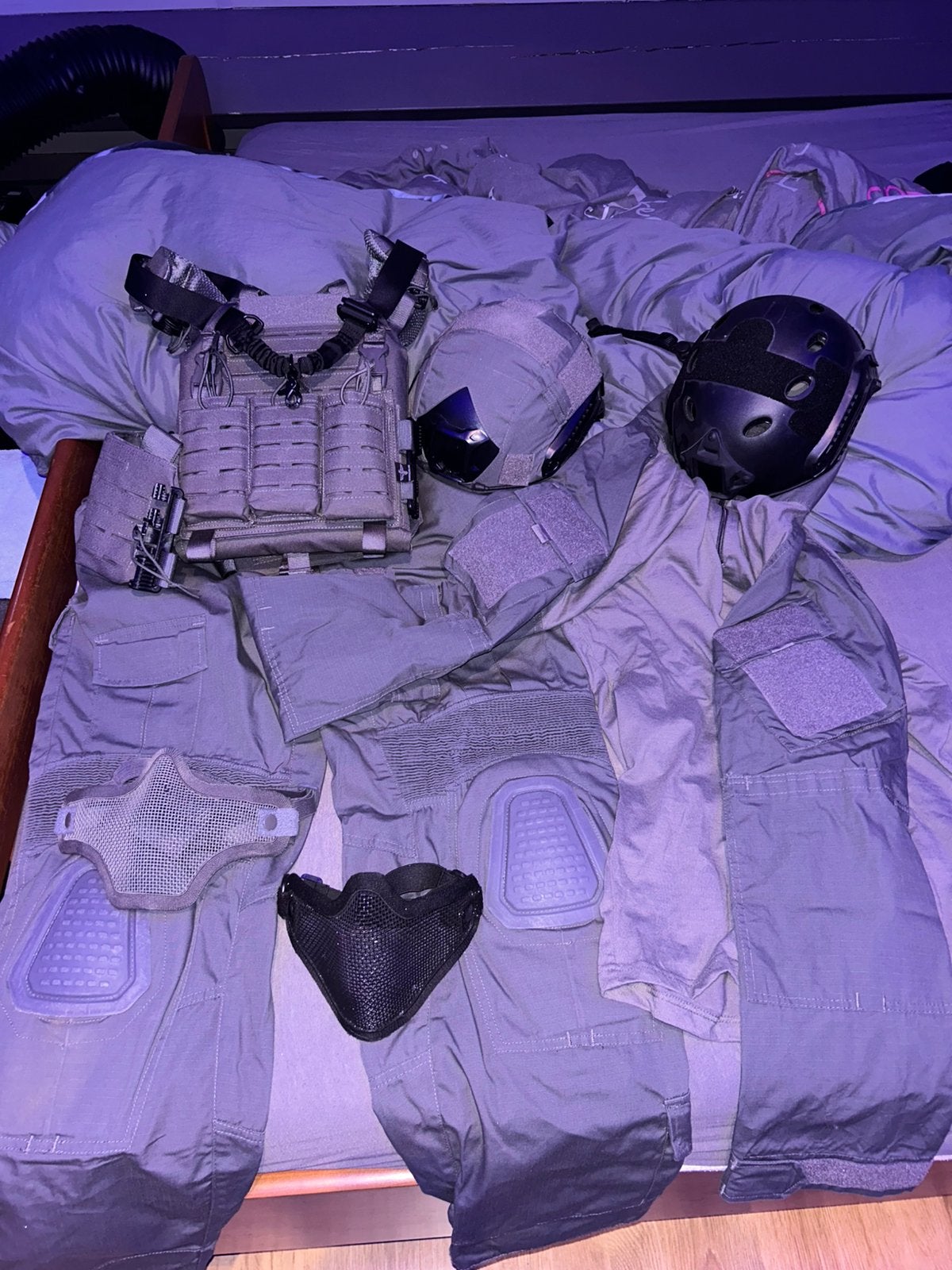 Airsoftkleding invader gear, Ophalen of Verzenden, Zo goed als nieuw, Grijs