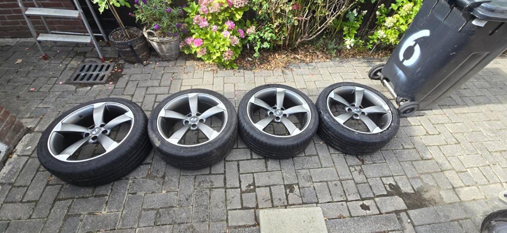 Audi rotor 18 inch 8,5j et35 5x112, Ophalen, 18 inch, Gebruikt, Banden en Velgen