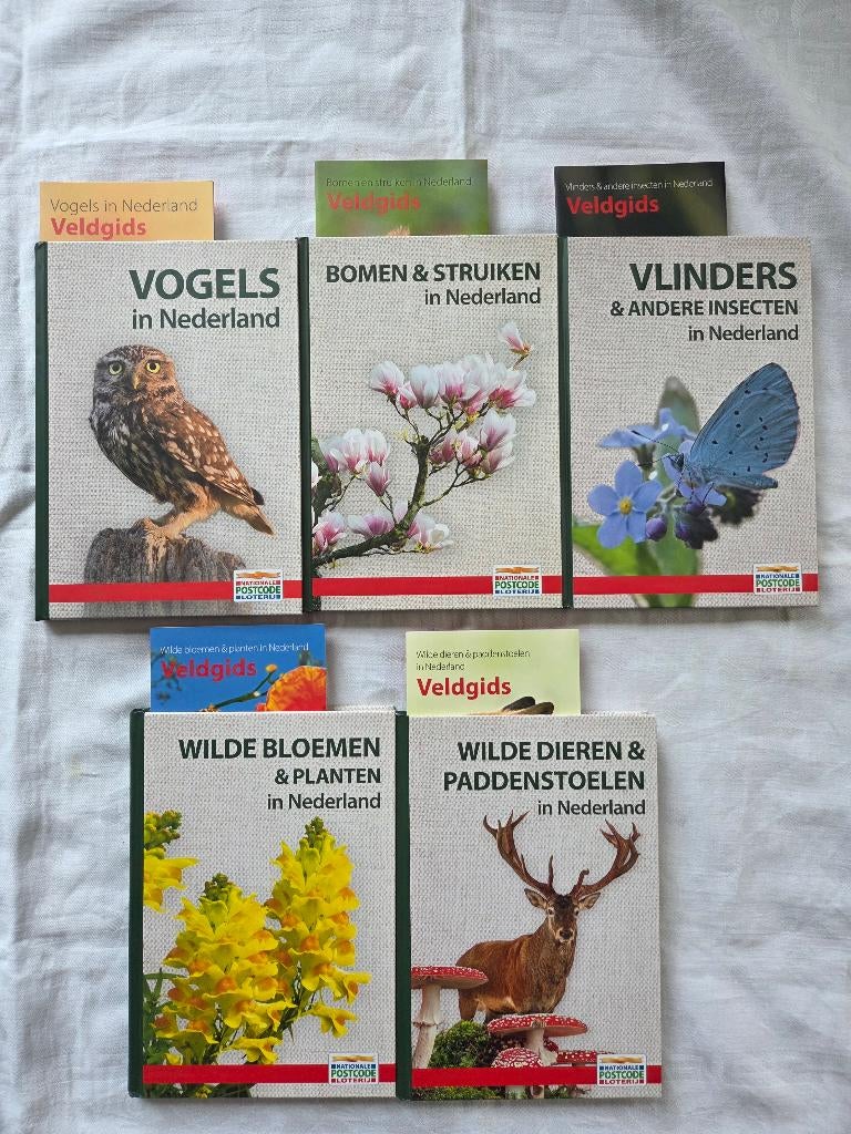 Postcodeloterij met veldgidsen (5x) vogels bomen bloemen, Boeken, Natuur, Zo goed als nieuw, Natuur algemeen, Ophalen of Verzenden