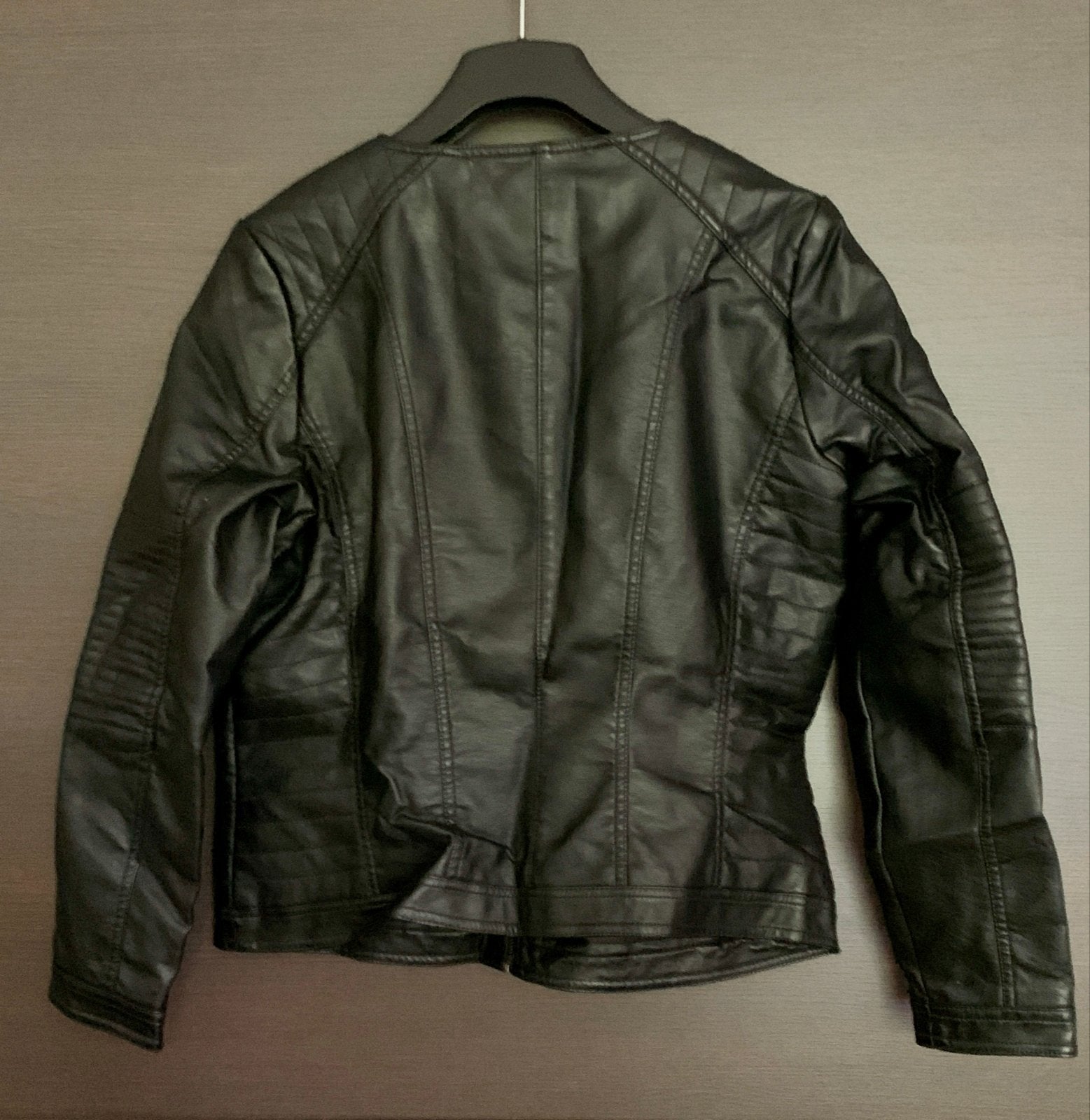 Zwart Only Carmakoma faux leren jasje maat 42, Kleding | Dames, Zwart, Maat 42/44 (L), Ophalen of Verzenden, Zo goed als nieuw