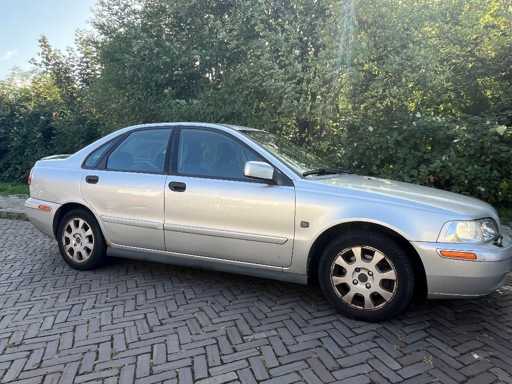 Volvo S40 1.8 2003 - Rijdende opknapper, Auto's, Volvo, 4 cilinders, Leder en Stof, 122 pk, Handgeschakeld