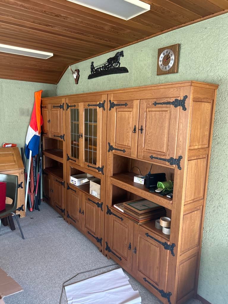 Robuuste eikenhouten kast met glazen deuren, Huis en Inrichting, Ophalen, Gebruikt, Eikenhout, 200 cm of meer